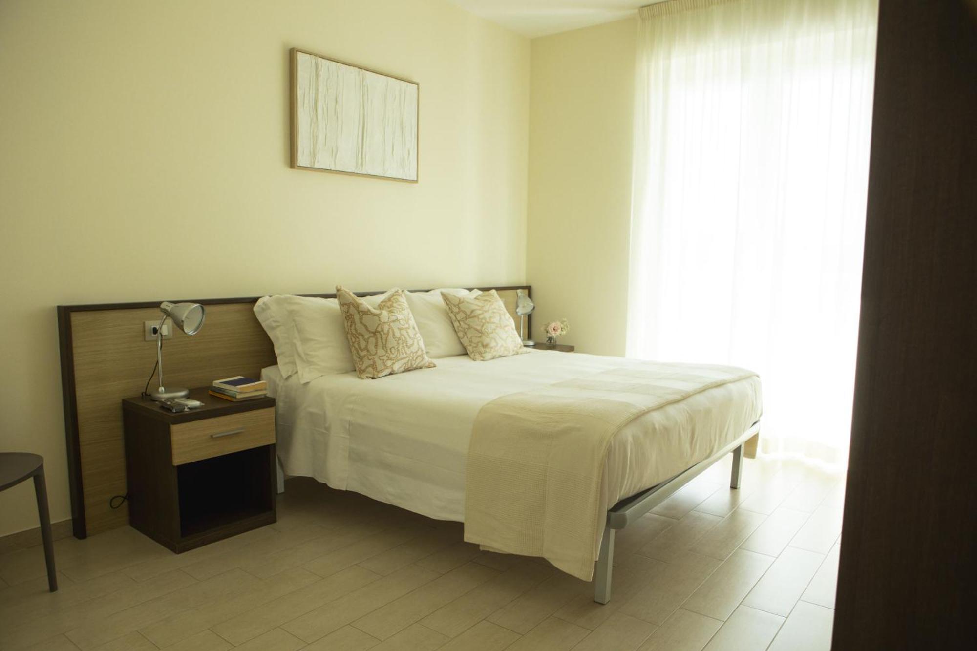 Aparthotel Residenze Roscioli Roseto Degli Abruzzi Exteriér fotografie
